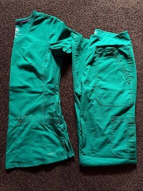 healing hands Teal Green Medical Scrub Top